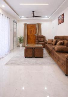KB's Stay - Serene Premium 2BHK Couple Friendly - 9