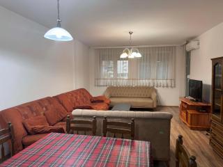 2-Bedroom, 88m2 Apartment near B Street - 1