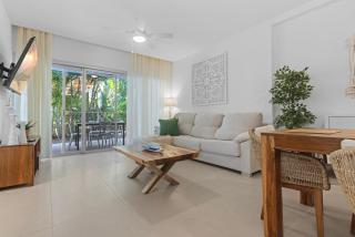 Relax and Peace 2BR Apt 30 sec close to the beach - 8