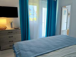 Blue Paradise Apartment by Casa Băbica - 7