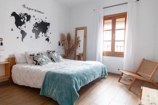 Limerencia: tu hogar en este blanco pueblo - 0