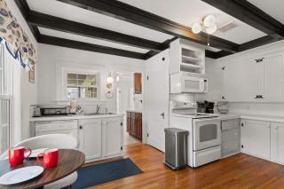 450 ft to Raycroft Beach Game Room Dog Friendly - 1