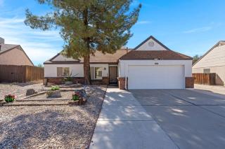 Southwestern Oasis with Pool! - 4