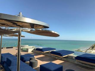 High Standard Studio Sea View New Time 1206 - 4
