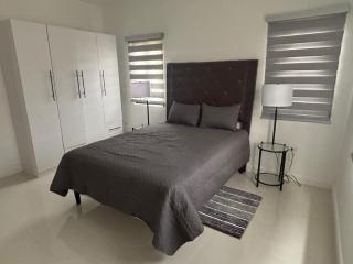 Bloom Bee Villa Ocho Rios St Ann - 2