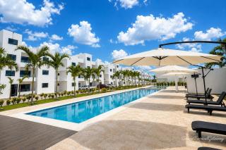 Serene Tropical Getaway Modern 2BR Condo Punta Cana - 1