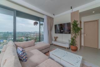 Gemland Residence-2 Bedroom Apartment in Westlands with a Pool and GYM On Ring Road Westlands opposite Paulines near Riverside - 4