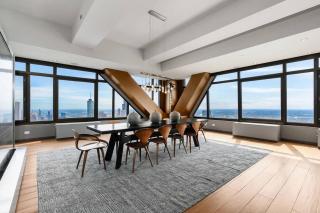 Apartment Expansive views of Lake Michigan - 7