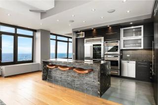 Apartment Expansive views of Lake Michigan - 5