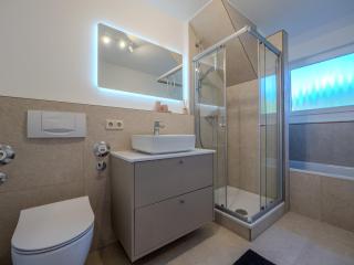Stylische Loft-Maisonette mit Galerie und Burgblick für 6 Gäste - 1