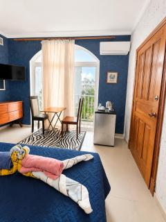 1 Sol Dominicus Solo Adultos Habitación con Entrada Independiente y Baño Privado - 8