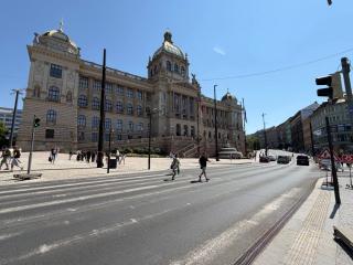 Cozy Prague Muzeum - Wenceslas square - 5