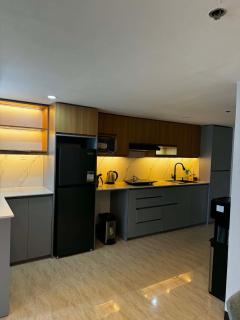 Luxury Loft at Crown Regency - 9