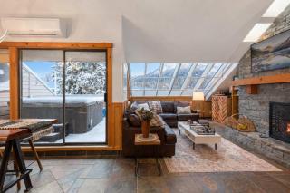 Whistler Village Penthouse 4-Bed - 0