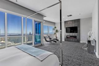 Vegas Penthouse Situated On The Best Corner - 9