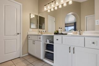 Family Friendly Home w/ Mountain View - Sleeps 10 - 4