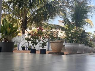 RKM Hotel Uppuveli - 2