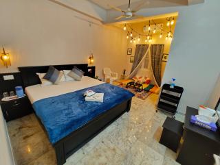 The Hidden Gem - Fully Furnished 1BHK with Indoor Canopy, Smart TV, WiFi and AC - 8