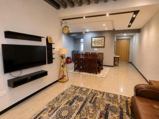 Luxurious 2 Bedroom Apartment in Srinagar - 6