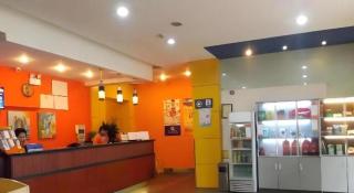 7 Days Inn Chengdu North Railway Metro Station - 9