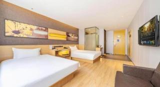 IU Hotel Shanghai Jiaotong University Jiangchuan Road Metro Station - 2