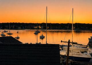 Historic Salem Getaway, Coastal Charm, 2 Bed 1 Bath - Salem - 7