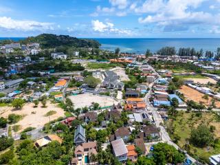 Surin 4 Bedrooms Balinese Style Holiday Villa Private Pool Private and Quiet 8-Minute Walk to the Beach New Home Special Offer - 2