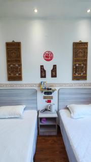 Guqian Home Guesthouse - 1