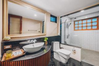 Leva Boutique Hotel - 4