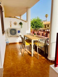 Casa Malecon - Beachside Holiday Apartment, 100m from The Strip Plaza 525 - 0