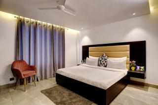 Whistling Pines by Nature's Vibe Stays Luxury Villa Bhumiyadhar Nainital - 7