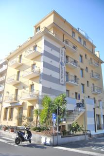 Hotel Europa - San Bartolomeo al Mare - 0