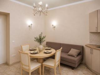 Vip Apartment in the very center of Odessa with sea view - 4