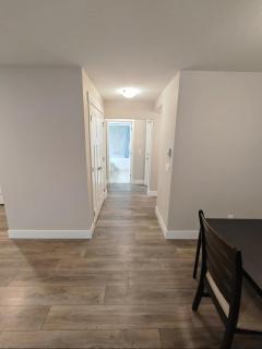 Cozy&Convenient Basement Suite -Perfect For You - 1