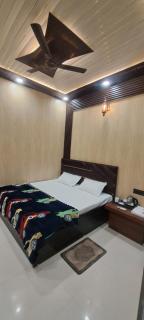 Aashvi Guest House - 3