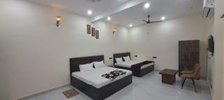Aashvi Guest House - 1