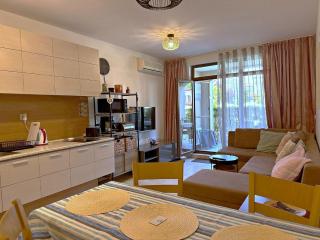 Lovely 1BD Apartment in a Luxury Green Life Resort by Flat Mаnаger - 7