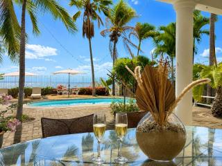 Paradise Ocean Luxury Waterfront Retreat - 1