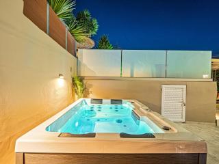 Holiday Sea View Villas - 2