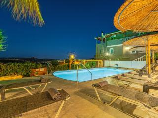 Holiday Sea View Villas - 3