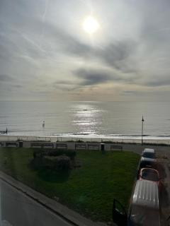 Barley House, Sea and Beach Facing Accommodation - 6