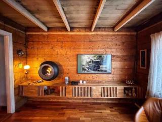 Auntie Laurentze's house - 9