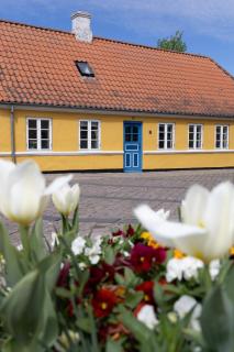Townhouse In The Heart Of The City Of Roses - 0