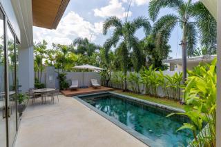 Trichada Tropical 3BR Private Pool Villa, Bang Tao - 6