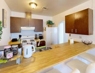 Stylish 3-Bedroom Las Vegas Getaway with Amenities - 5
