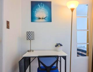 Stylish 3-Bedroom Las Vegas Getaway with Amenities - 4