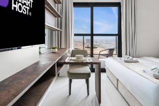 New Bright Studio with Balcony in Jebel Ali - 1