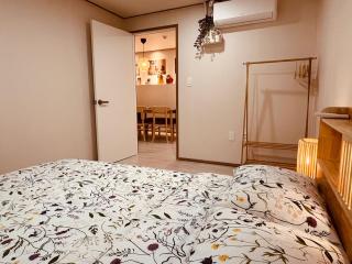 Folk Sensibility Home - 1