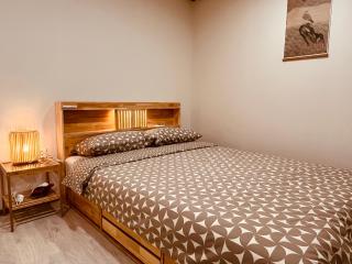 Folk Sensibility Home - 6