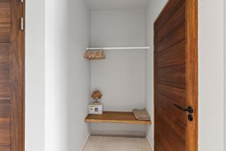 NEW Suite with seaview 5 min from beach 2BR - 4